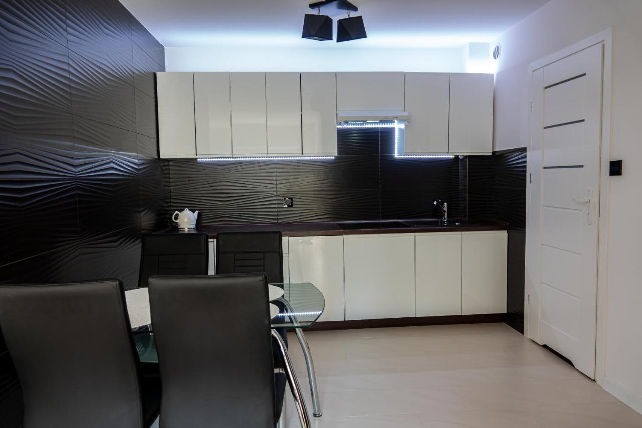 Nowy Apartament Z Duzym Tarasem I Parkingiem ชวีโนวิชแจ ภายนอก รูปภาพ