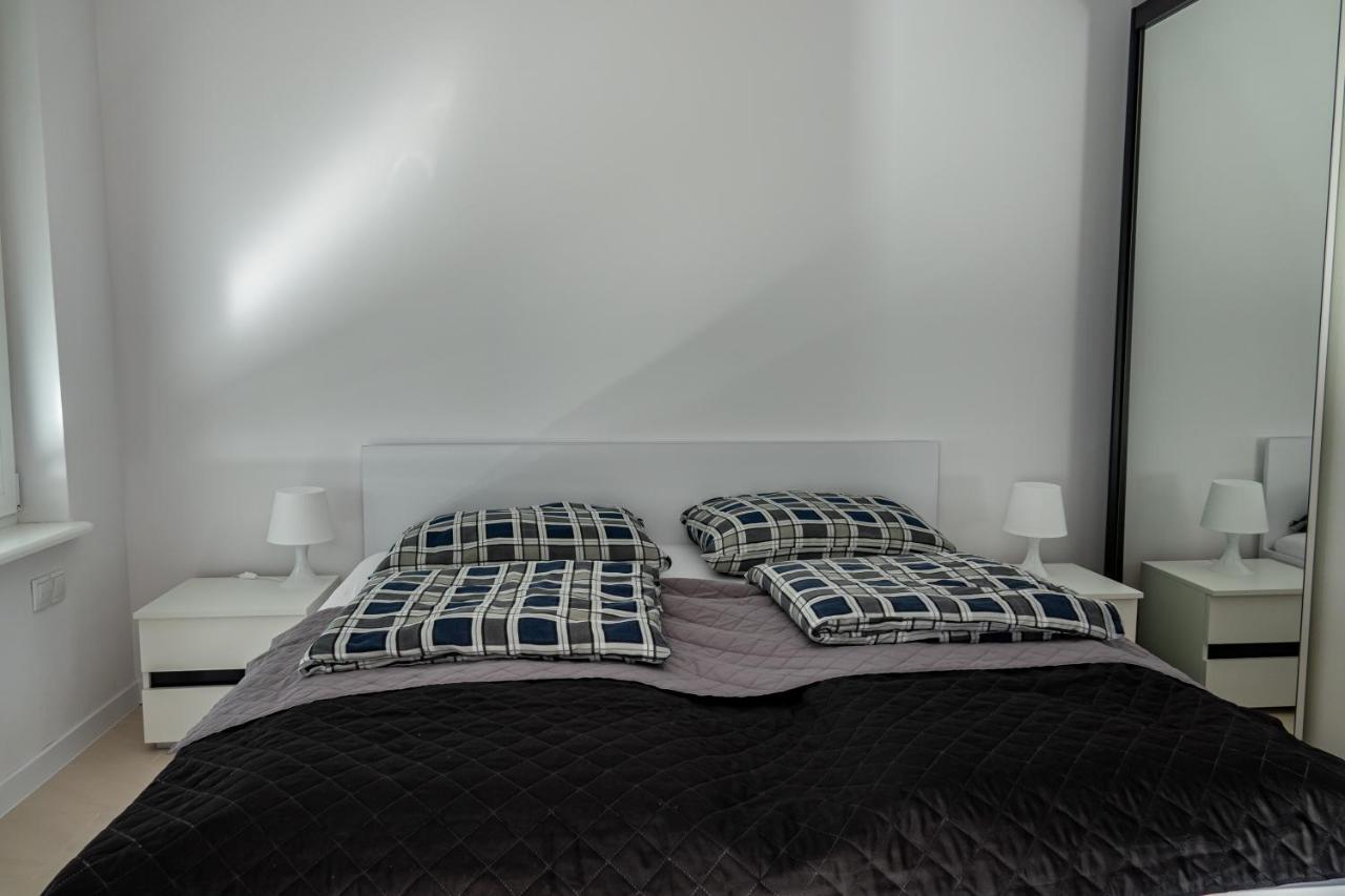 Nowy Apartament Z Duzym Tarasem I Parkingiem ชวีโนวิชแจ ภายนอก รูปภาพ