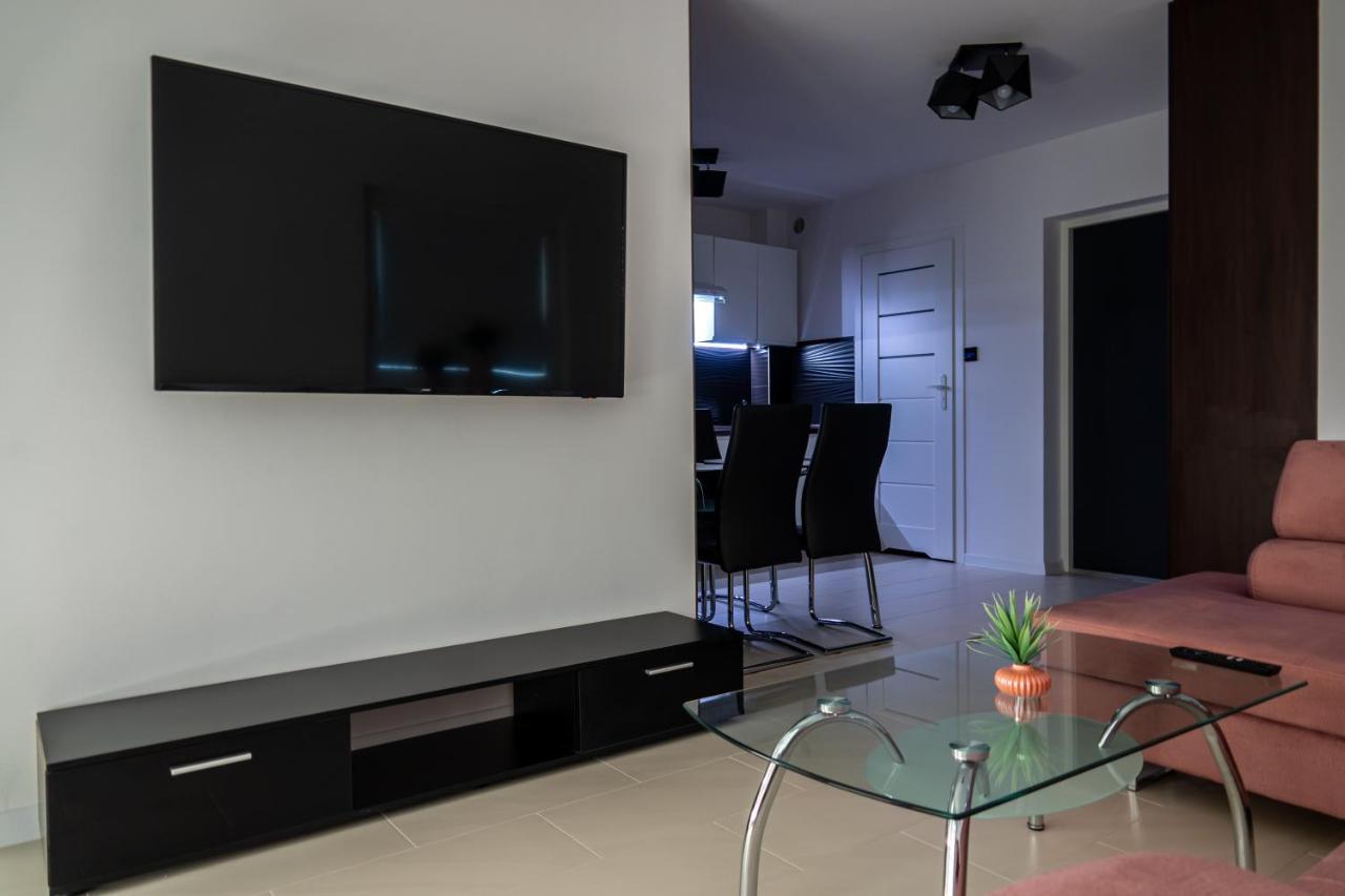 Nowy Apartament Z Duzym Tarasem I Parkingiem ชวีโนวิชแจ ภายนอก รูปภาพ